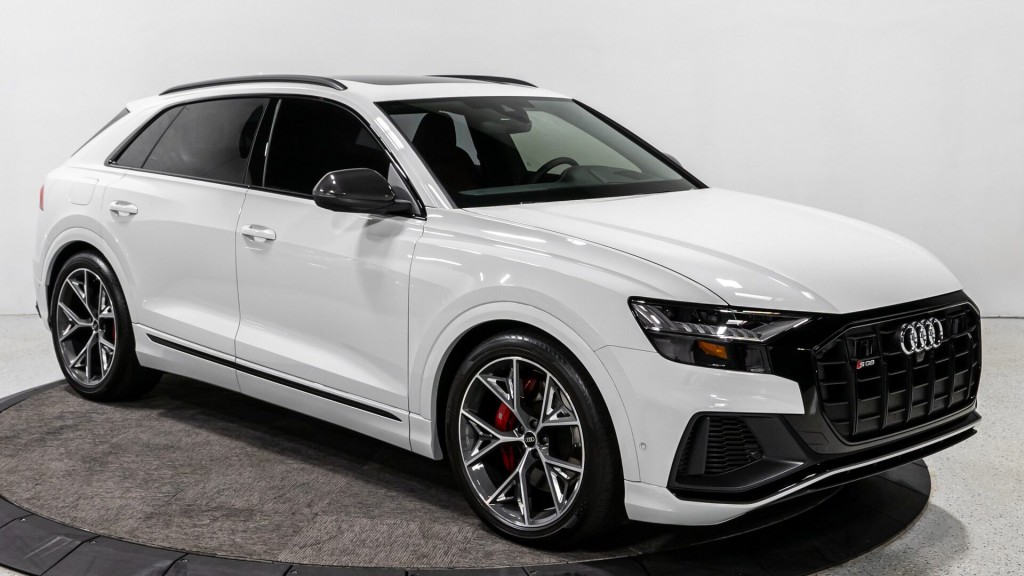 AUDI SQ8